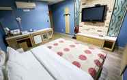 Kamar Tidur 5 Goyang Chess Hotel