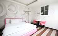 Kamar Tidur 7 Daegu Dongseong-ro Honeymoon