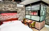 Kamar Tidur 7 Taebaek M Plus Self Check-in Motel