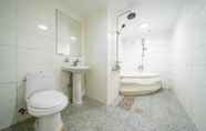 Phòng tắm bên trong 6 Songtan Hotel Aria