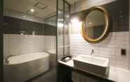 In-room Bathroom 2 Sillim Podo