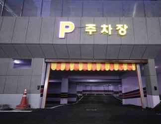 Exterior 2 Busan Station BT Hotel