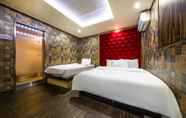 Bilik Tidur 7 Yeongdeungpo The Moon Hotel