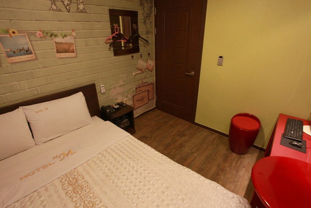 Bedroom Anyang M