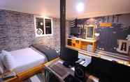 Bedroom 2 Gimcheon EX