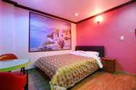 Bedroom Gyeryong S