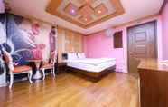 Bedroom 6 Changwon Jinhae King