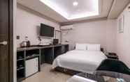 Bedroom 5 Guri Boutique Hotel Yeogi