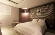 Bedroom 2 Anyang Line