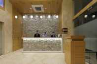 Lobi Hotel Elysian Residency