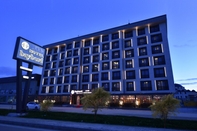 Exterior Bayberd Hotel