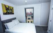 Kamar Tidur 2 Dreams Apartments 2 Bed