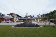 Swimming Pool Sava Beach Villas