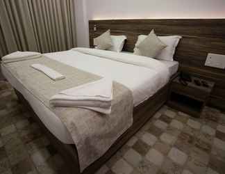 Bedroom 2 Hotel Mayura Novacity Goa