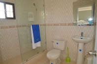 In-room Bathroom Residencial Lakis 1