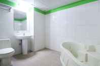 In-room Bathroom Daegu Seongseo GG