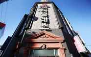 ภายนอกอาคาร 4 Daejeon Yongjeon High Class