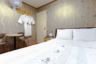 Kamar Tidur 4 Sillim Joy