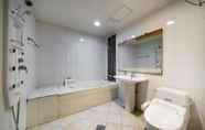 In-room Bathroom 5 Suwon No1