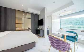 Bedroom 4 Yangpyeong Riverion Hotel