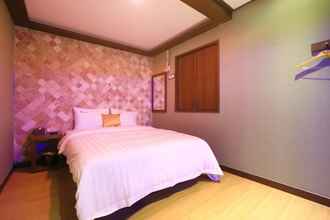 Bedroom 4 Suyu Young Hotel