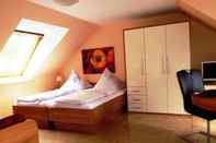 Bedroom Haus Frier