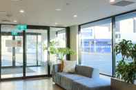 Lobby Ramada by Wyndham Wellington Taranaki Street