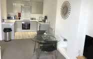 Kamar Tidur 3 La Fontaine Court Apartments by Aldershot Short Stays