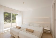 Bedroom 4 Canyamel Sunrise Apartments