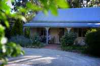 Exterior Donnybrook Cottages - Hutt River Cottage