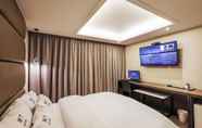 Bedroom 6 Yongin Singal M7