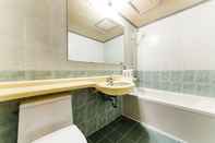 In-room Bathroom Ilsan Aubeson