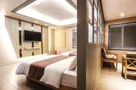 Bedroom Naju Dream Hotel