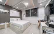 Kamar Tidur 3 Incheon Crystal Hotel