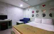 Bedroom 2 Daegu Taejeondong Hotel Rubato RB