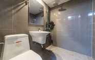 In-room Bathroom 2 Goyang XYM