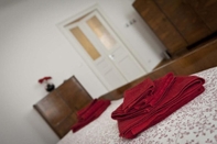 Kamar Tidur Domus Liberta Rooms