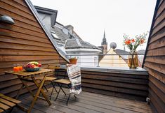 Others 6 Sanders Merchant - Dreamy 3-bdr Apt w Terrace