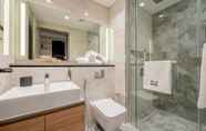 Toilet Kamar 7 Mag318 by Bespoke Holiday Homes - Luxurious Studio Apartments