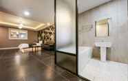 In-room Bathroom 4 Eumseong Jabara Drive-in