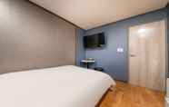 Kamar Tidur 2 Gangseo Bank Motel