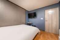 Bedroom Gangseo Bank Motel