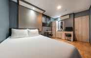 Bedroom 6 Gangseo Bank Motel