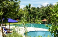 Kolam Renang 3 Aurika, Coorg - Luxury by Lemon Tree Hotels