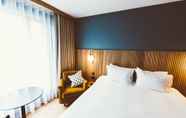 Kamar Tidur 3 Mollie's Motel & Diner