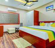 Bedroom 3 Itsy By Treebo - Aasma Luxury Villa