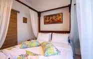 Kamar Tidur 6 Captivating Bougainvillea Apartment in Panormos