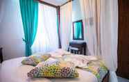 Kamar Tidur 5 Captivating Bougainvillea Apartment in Panormos