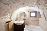 In-room Bathroom IL FICO D'INDIA - Trullo in Alberobello