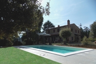 Swimming Pool Villa Gabry